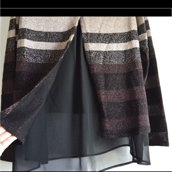 White House Black Market Blouse size S - Picture 3 of 5